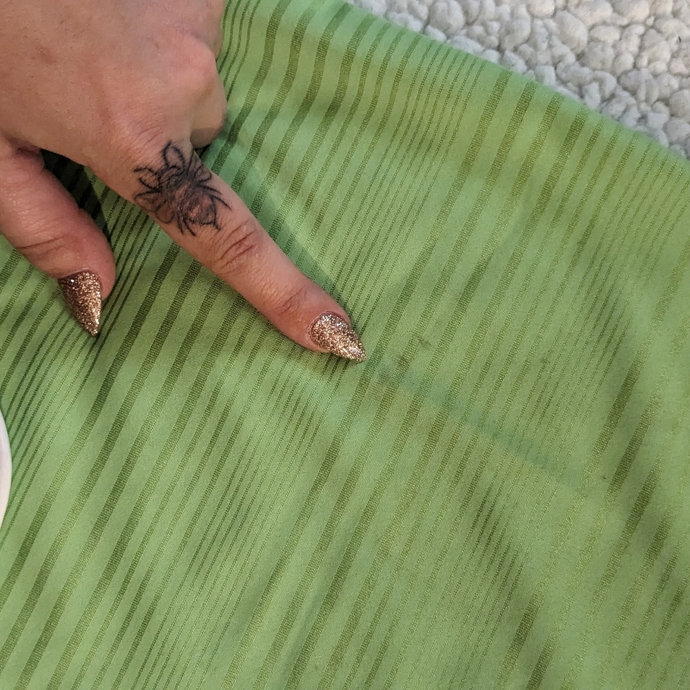 ⭐4 / $15 Neon Green Golf Shirt - Picture 5 of 5